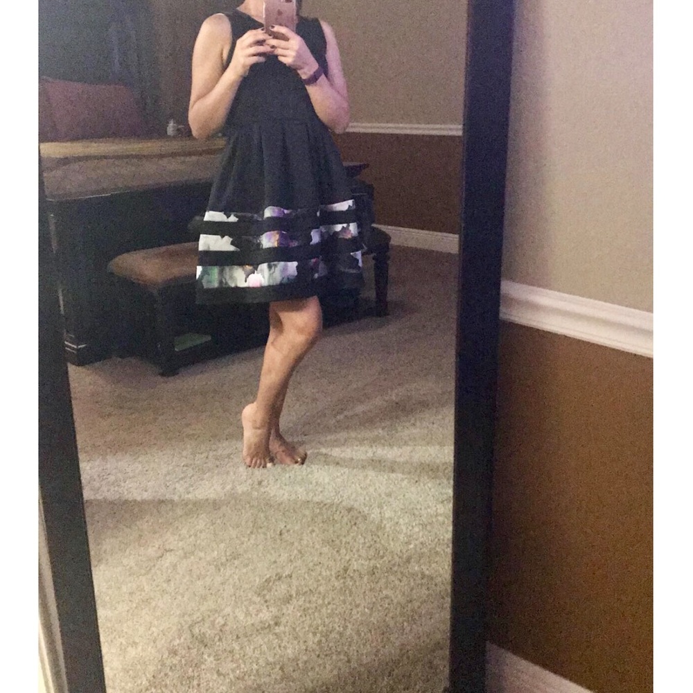 Black Sleeveless Dress with Pockets